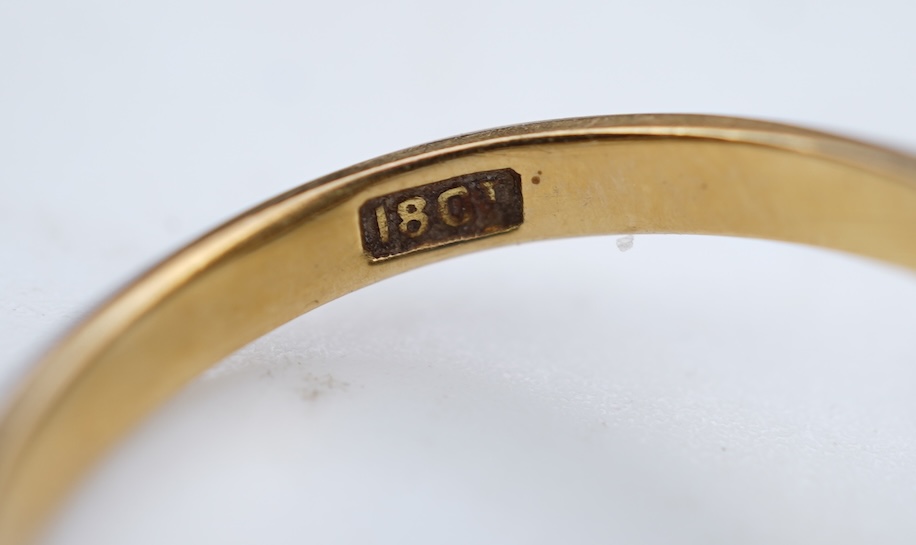 A diamond dress ring